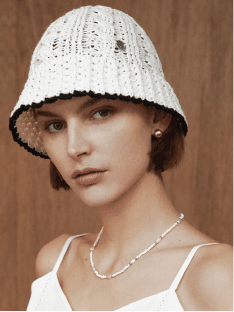Paper crochet bucket hat / White